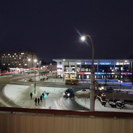 Apartment in the city center Gomel Extérieur photo