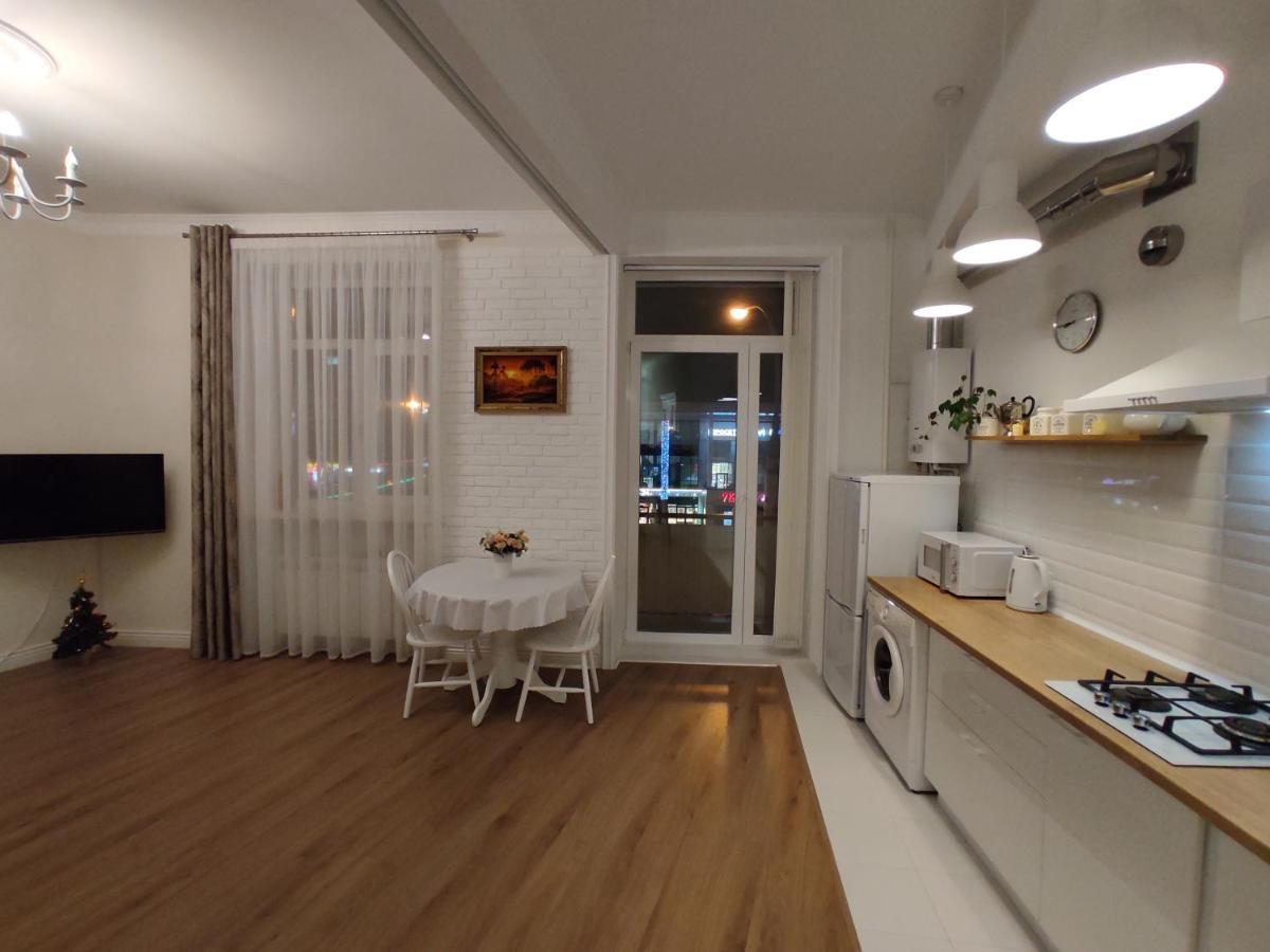 Apartment in the city center Gomel Extérieur photo