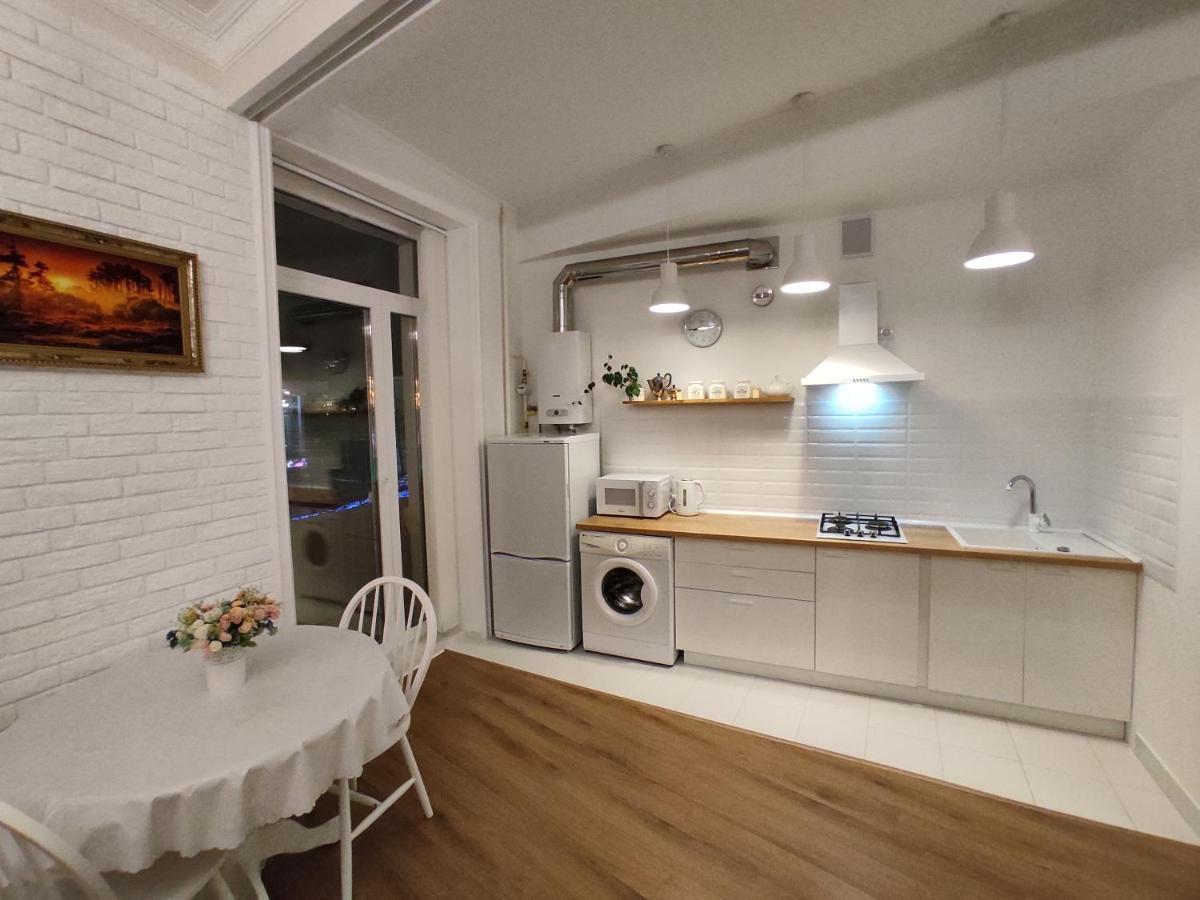 Apartment in the city center Gomel Extérieur photo