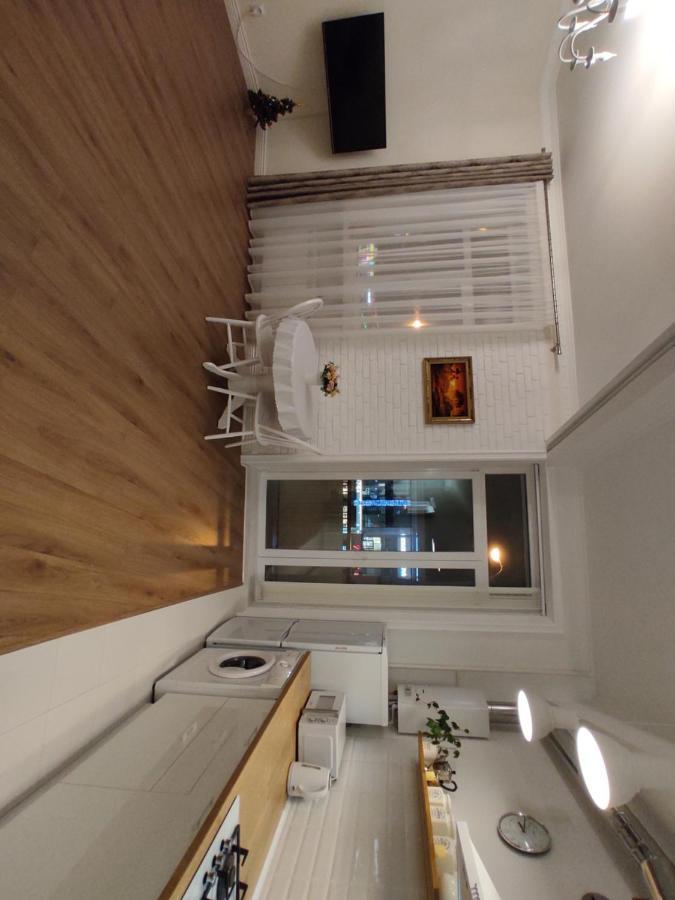 Apartment in the city center Gomel Extérieur photo