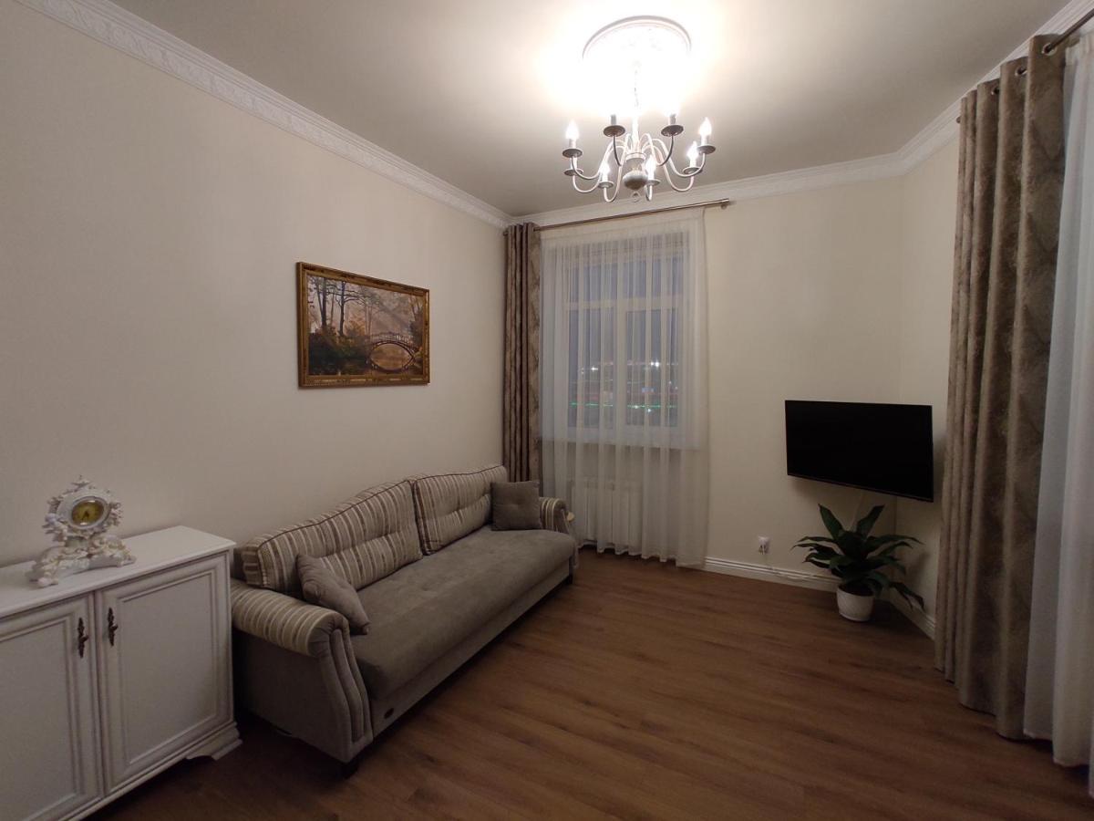 Apartment in the city center Gomel Extérieur photo