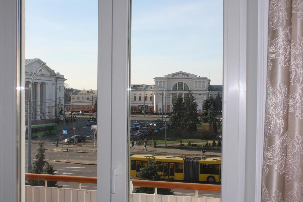 Apartment in the city center Gomel Extérieur photo